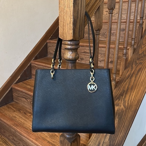 MICHAEL KORS SOFIA Large Shoulder Tote Bag/Purse - Black Leather - Picture 1 of 14